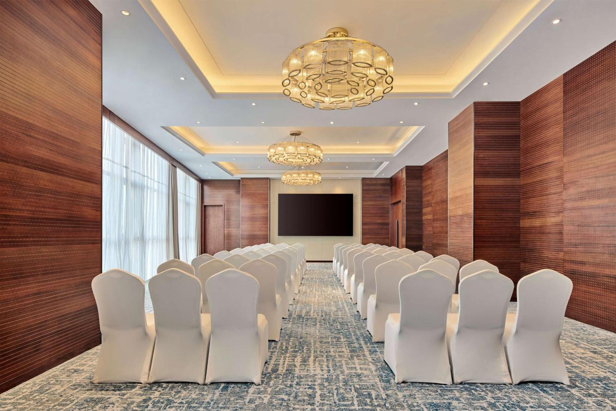 Hilton Garden Inn Wuhan Hankou Eksteriør billede