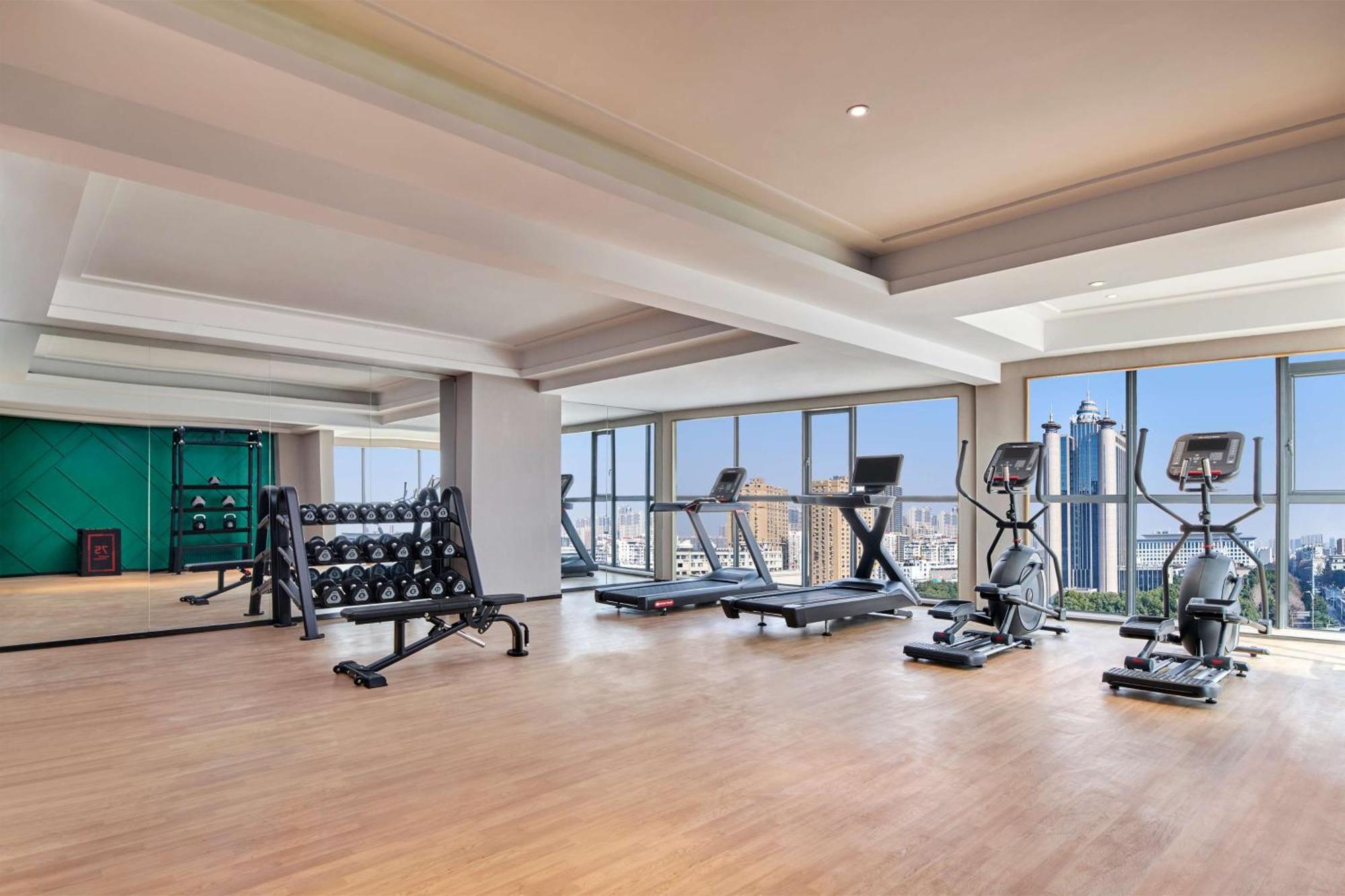 Hilton Garden Inn Wuhan Hankou Eksteriør billede