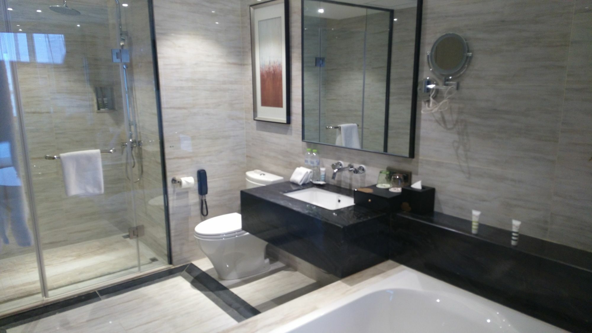 Hilton Garden Inn Wuhan Hankou Eksteriør billede