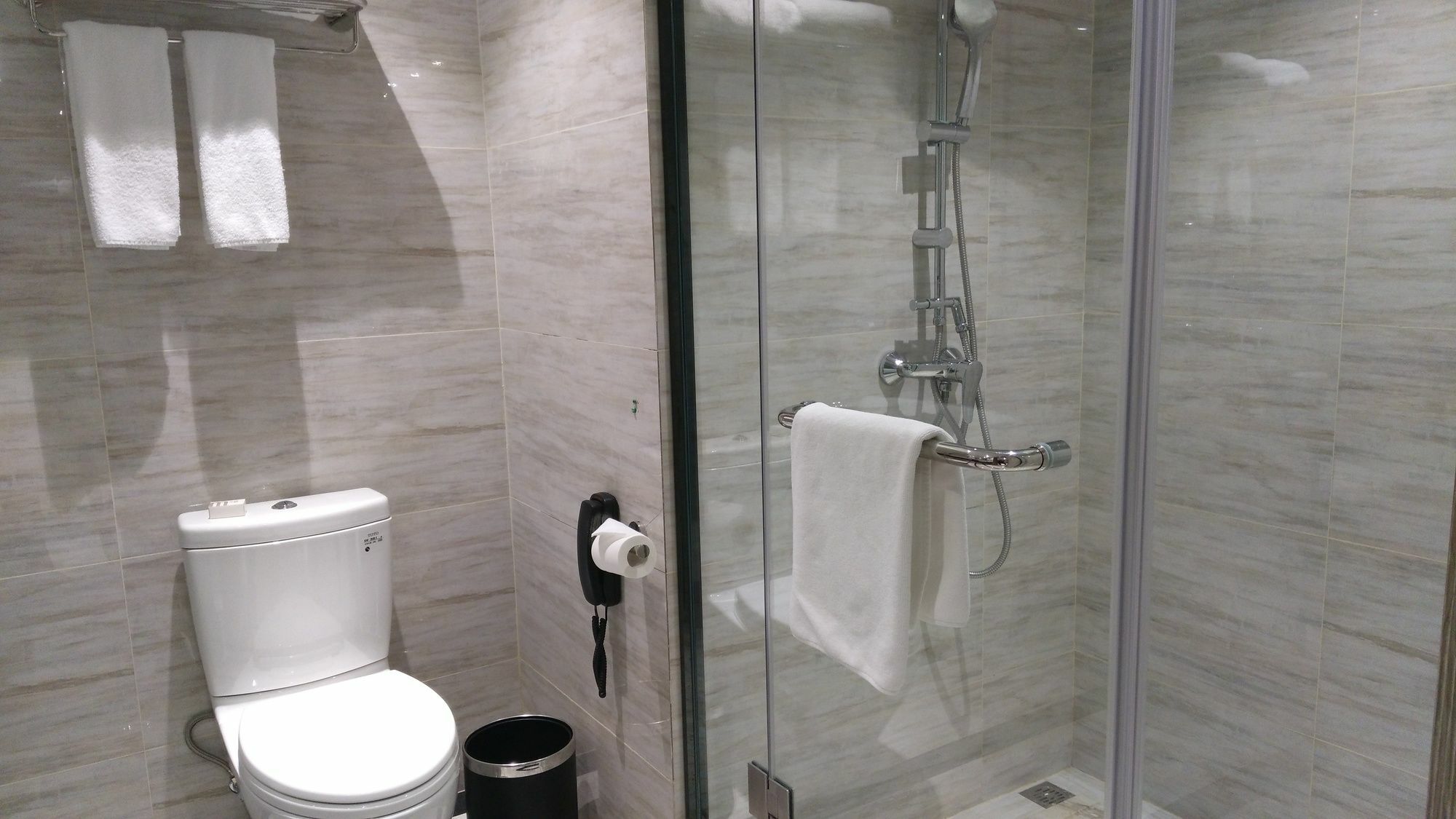 Hilton Garden Inn Wuhan Hankou Eksteriør billede